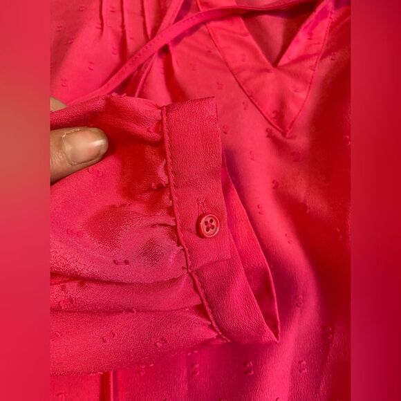 Elle, Hot Pink Peasant Top w/ a beautiful texture pattern, long sleeve - Picture 5 of 9